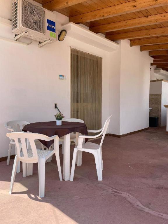 Appartamenti Al Mare Torre Pali By Ionian Travel Exterior foto